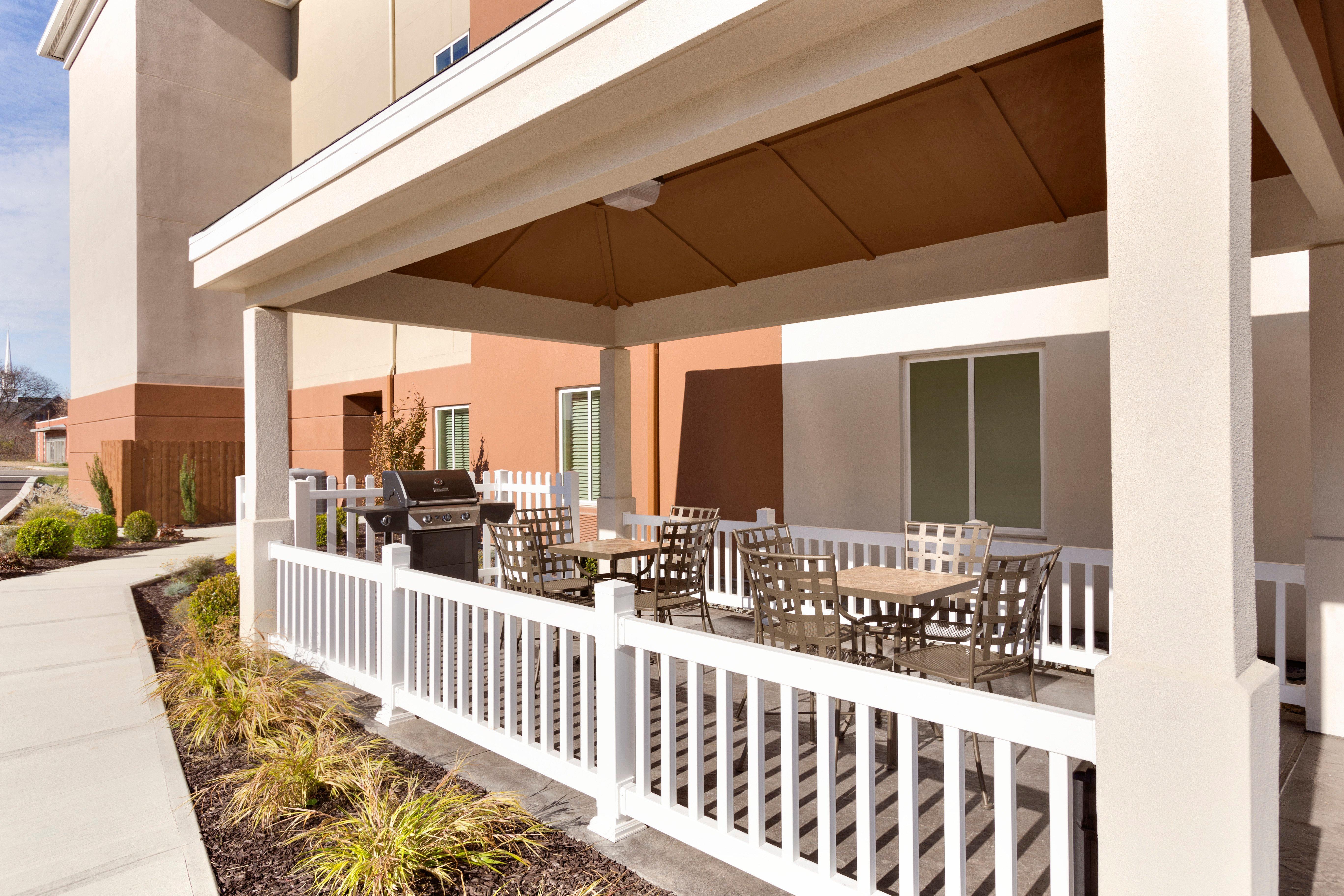 Candlewood Suites Vestal - Binghamton By Ihg מראה חיצוני תמונה